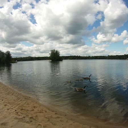 Chemnitz - Haus Am See Mit Sandstrand Nahe Rhein-Main Und Spessart Kahl am Main Exteriör bild
